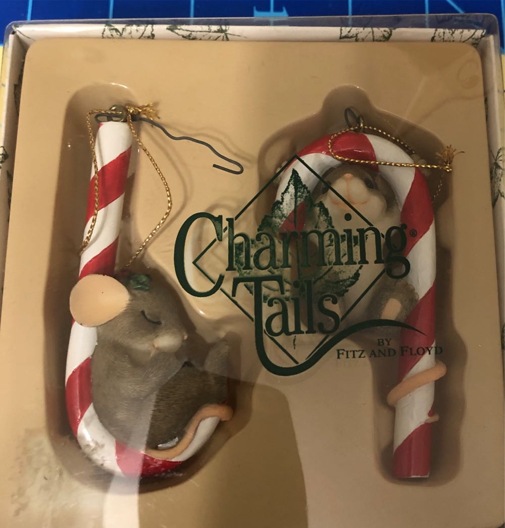 Let It Snow - Lolita Wine Glasses