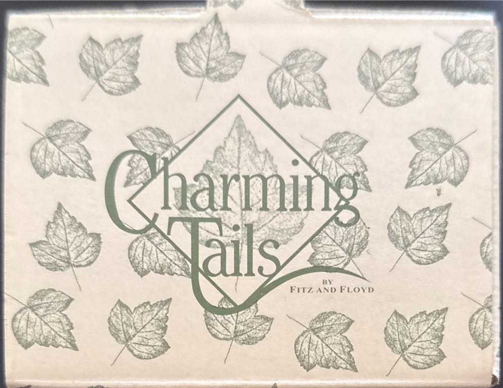 Charming Tails Holdin’ On - Charming Tails ornament collectible [Barcode 742414240268] - Main Image 3