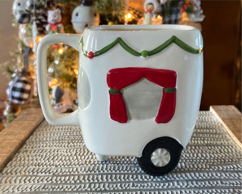 Christmas. Mug. Trailer.  ornament collectible - Main Image 2