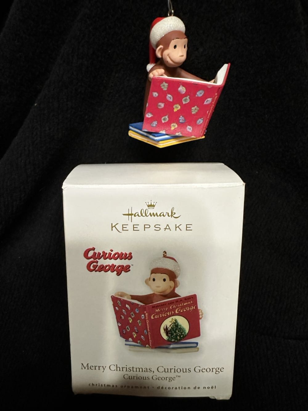 Merry Christmas Curious George - Curious George (Curious George) ornament collectible [Barcode 795902164157] - Main Image 4