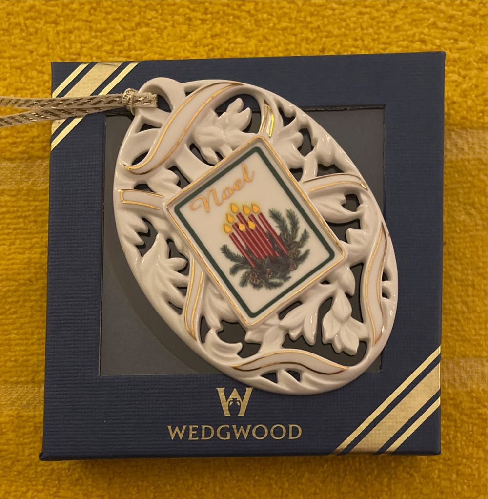Wedgewood 3rd Edition Noel Season’s Sentiments Porcelain Ornament  ornament collectible [Barcode 091569038788] - Main Image 1