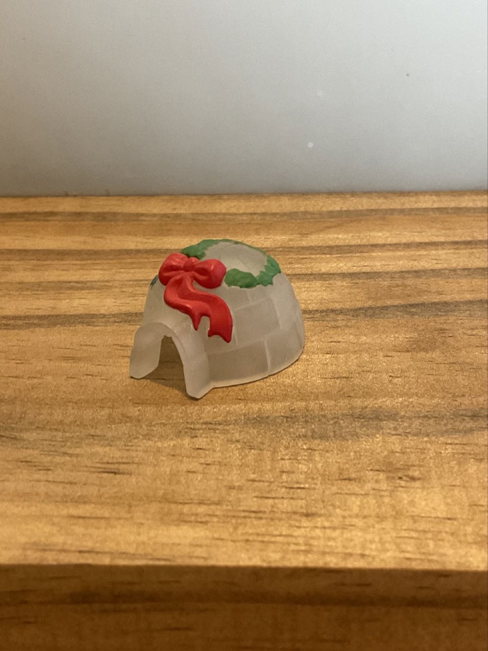 Igloo  (Christmas) ornament collectible - Main Image 2