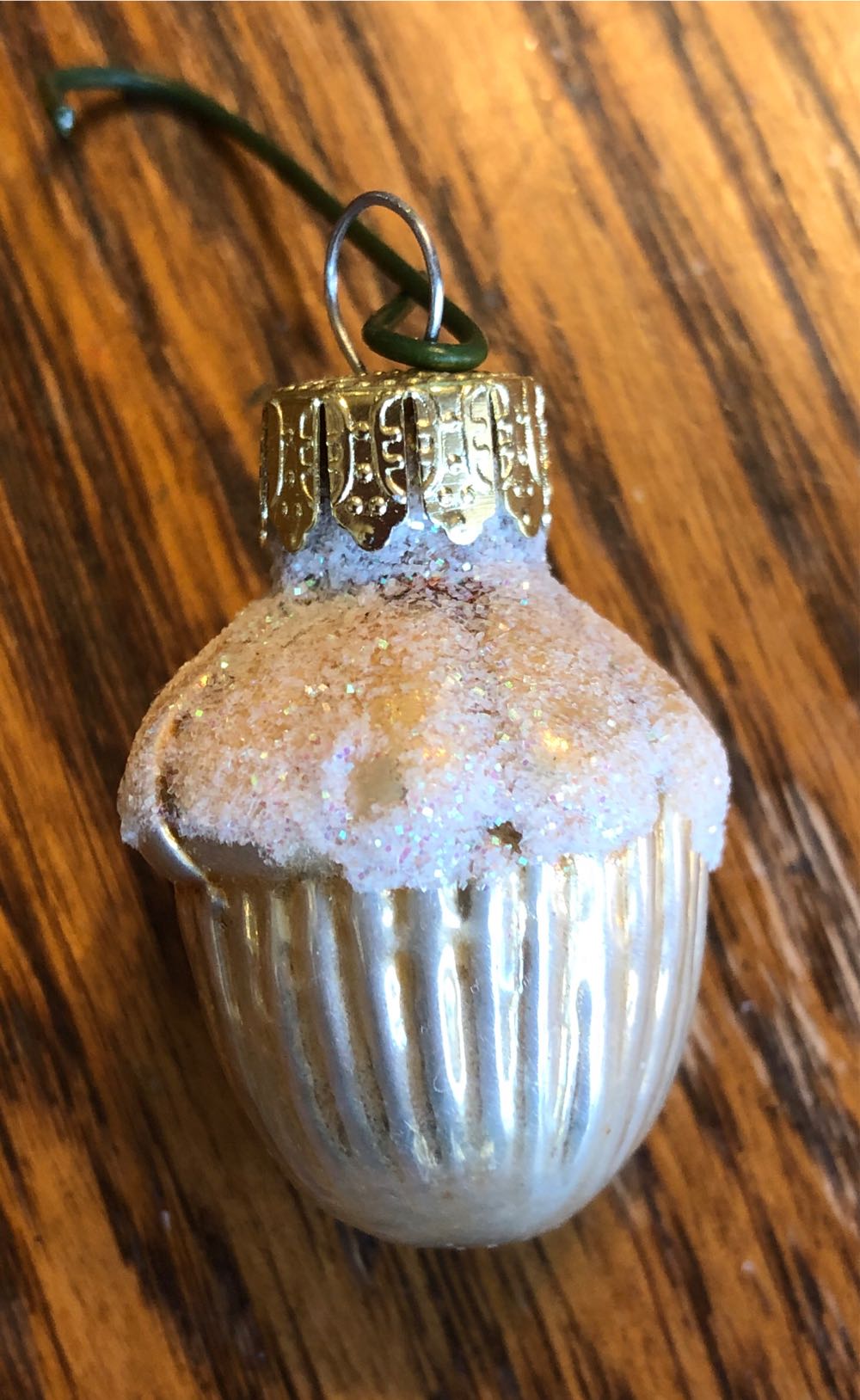 Acorn Ball  ornament collectible - Main Image 2