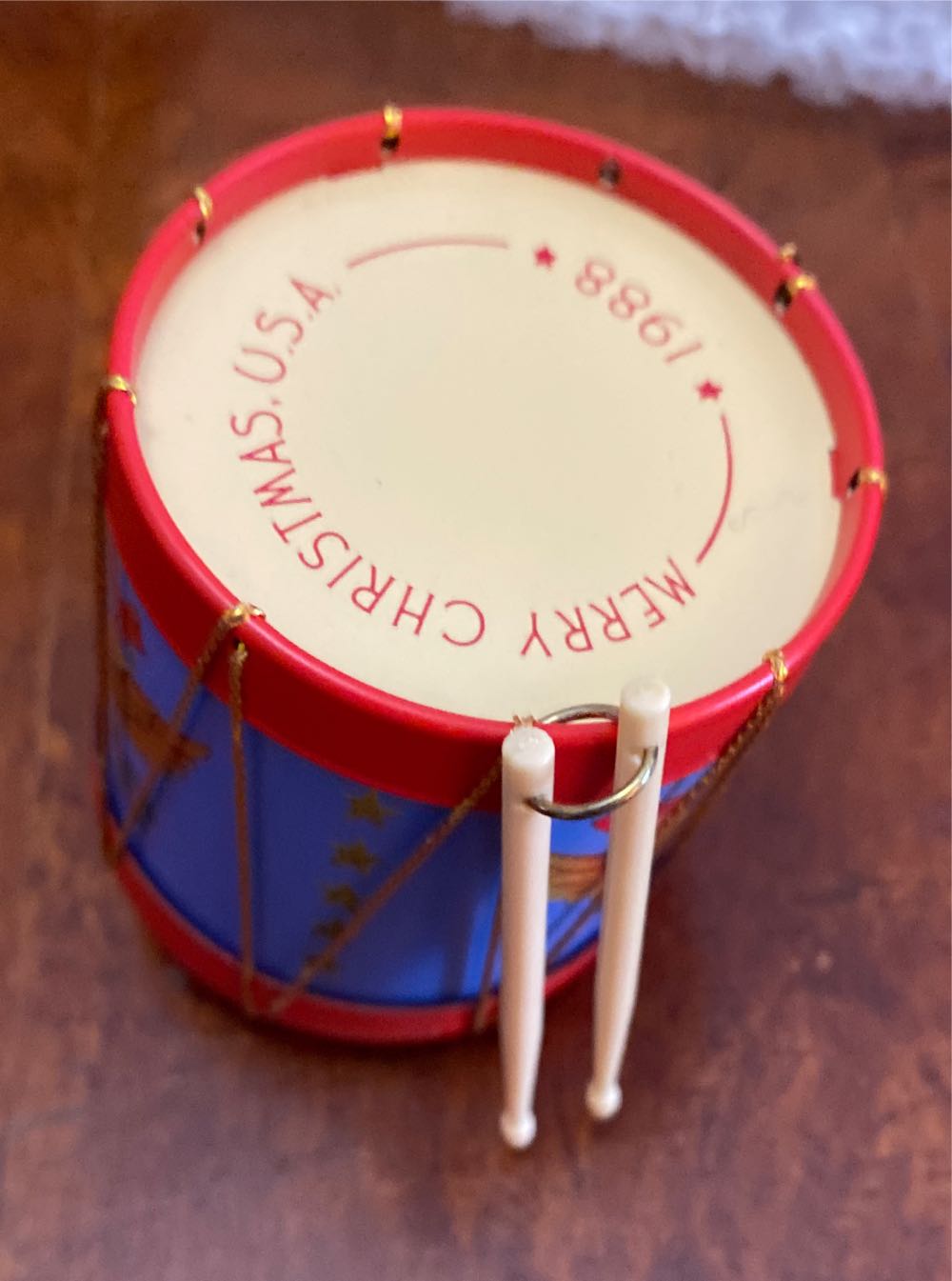 Carlton Cards Up On The Housetop Lighted Ornament Heirloom Collection