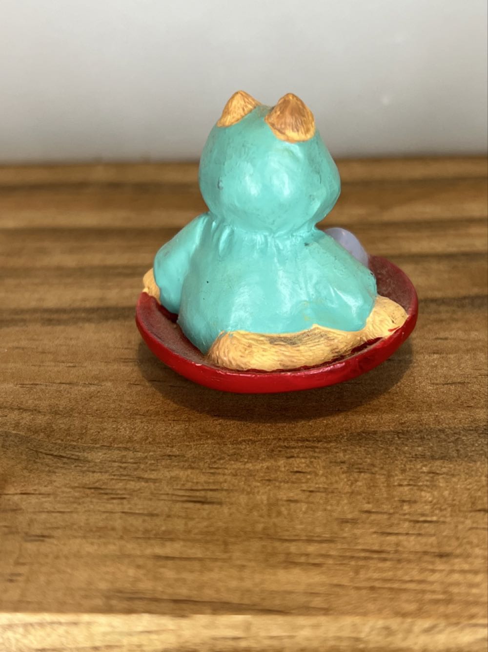 Cameron Cat On Sled  (Christmas) ornament collectible - Main Image 2