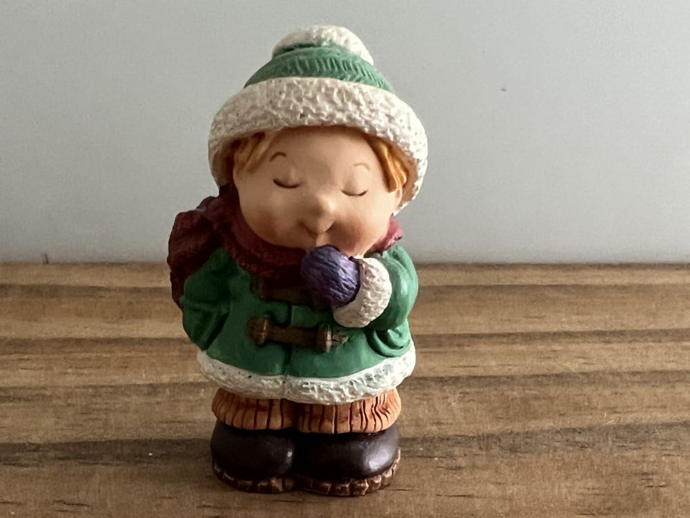 New Hallmark Star Wars R2 D2 Red Box Christmas Ornament Msrp $17 Disney