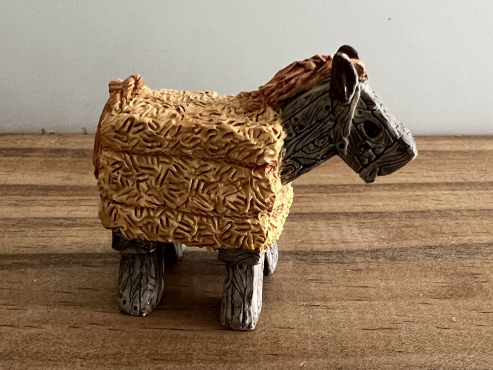 Straw Horse  ornament collectible - Main Image 1