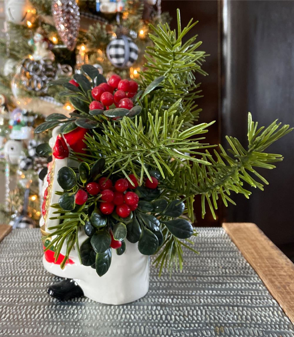 Christmas Vintage. Santa.   ornament collectible - Main Image 2