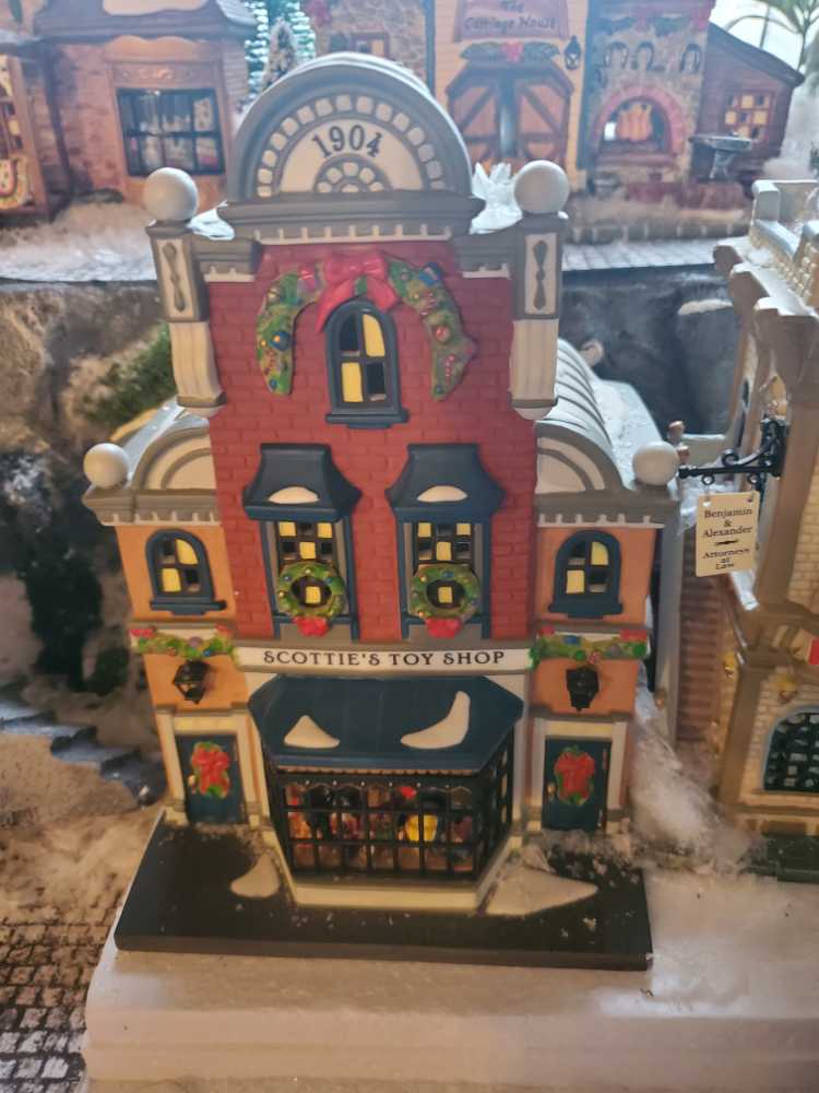 Dept 56 Christmas In The City Scottie’s Toy Shop Gift Set Of 10 Retired Nib  ornament collectible [Barcode 734409106659] - Main Image 2