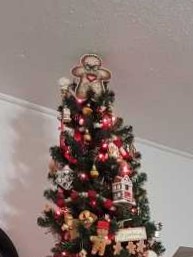 Grandma’s Gingerbread Recipe Man  (Gingerbread) ornament collectible - Main Image 2