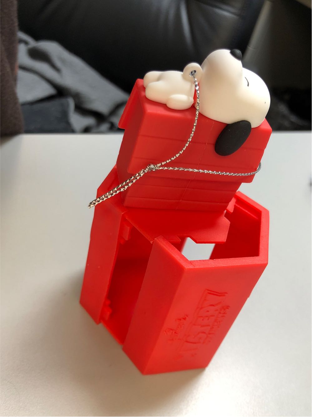 Mystery Snoopy 2022 - Snoopy on Dog House  ornament collectible - Main Image 2