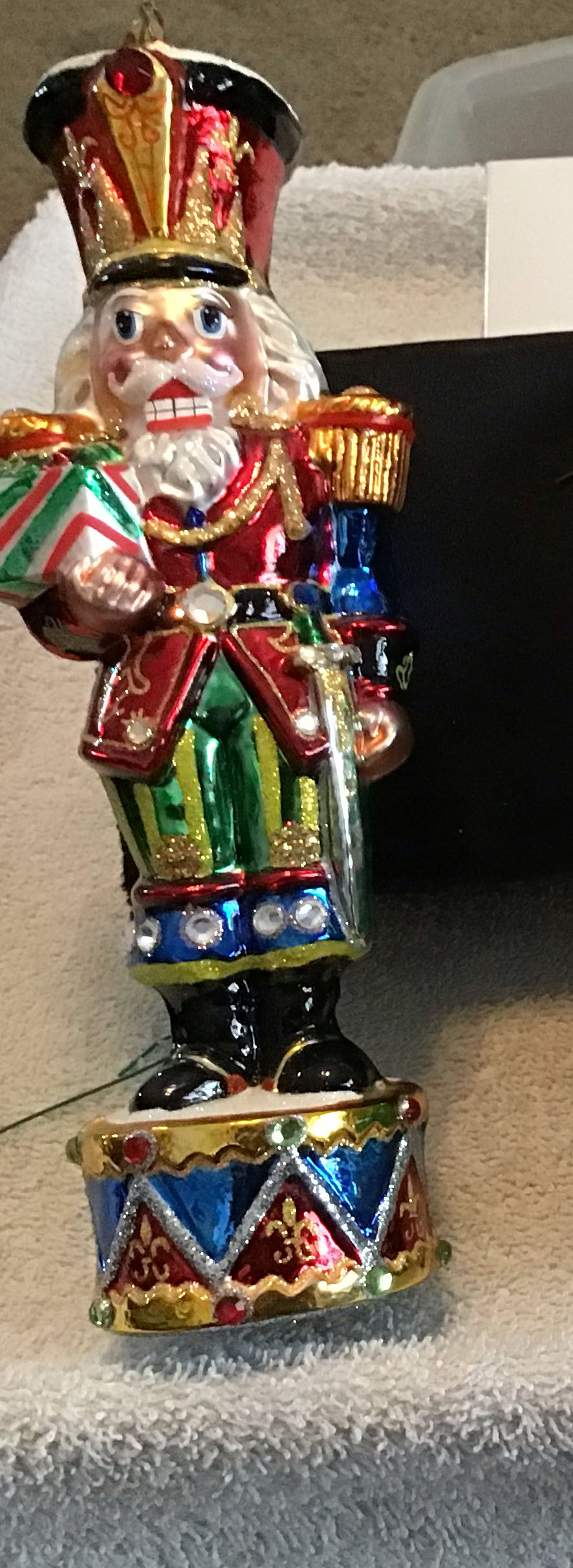 M&M’s Motorized Airplane Candy Dispenser ...