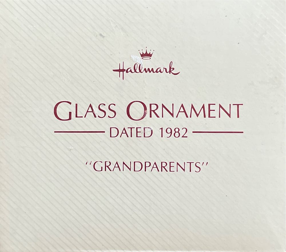Grandparents - Family (Glass Ball) ornament collectible - Main Image 4