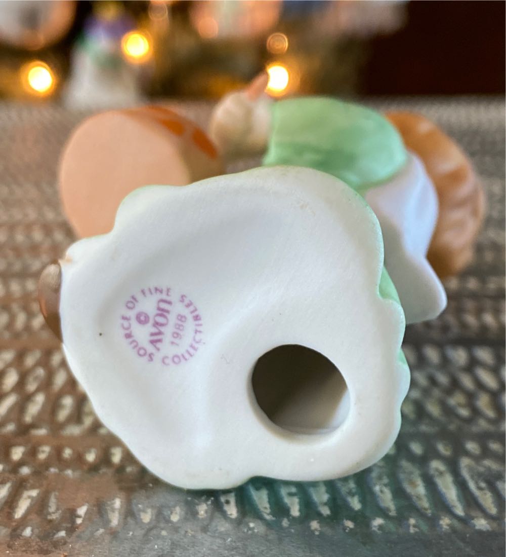 Christmas Nativity. Heavenly Blessings Nativity Collection. Drummer Boy. - Heavenly Blessings Nativity Collection (Avon: Drummer Boy) ornament collectible - Main Image 4