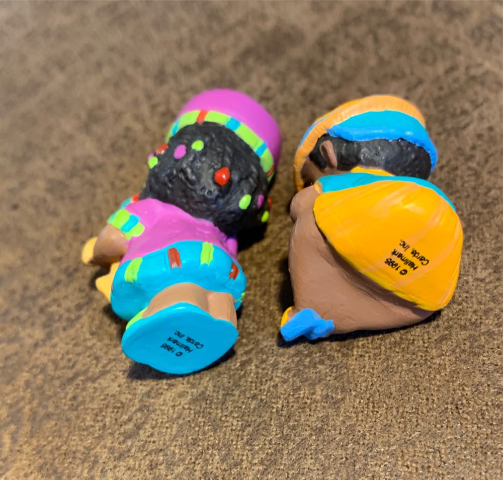 Penda Kids - Holidays 1996 (Merry Minatures) ornament collectible [Barcode 015012307870] - Main Image 4