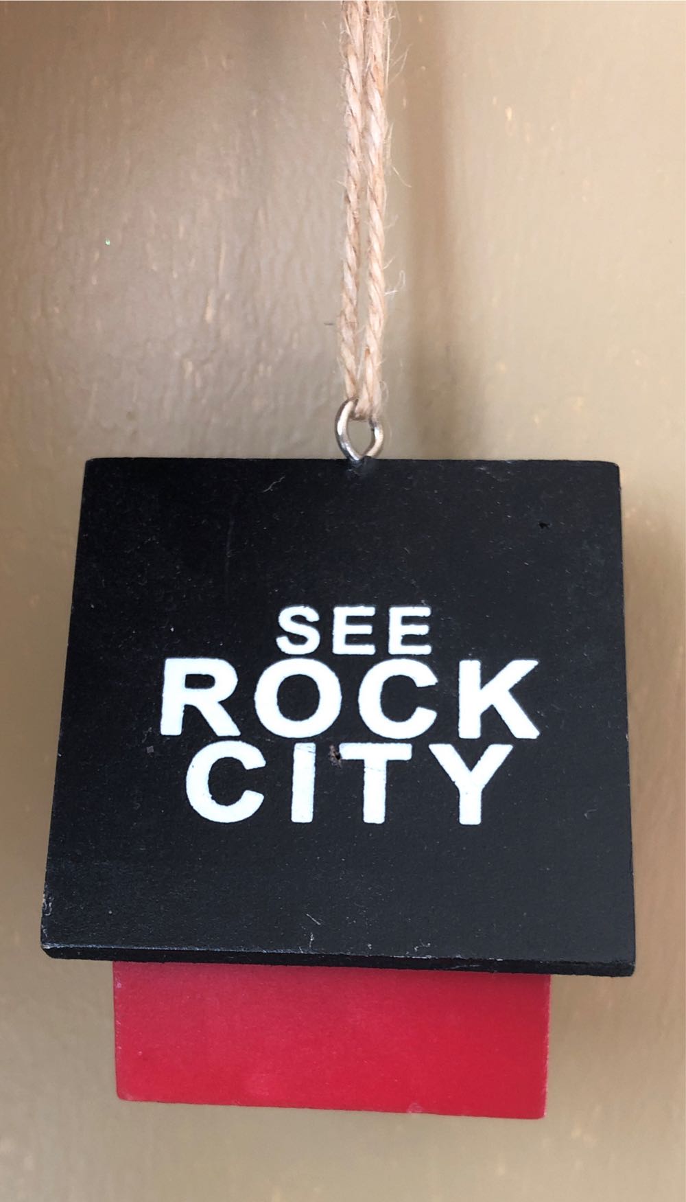 Rock City Bird House  ornament collectible - Main Image 3