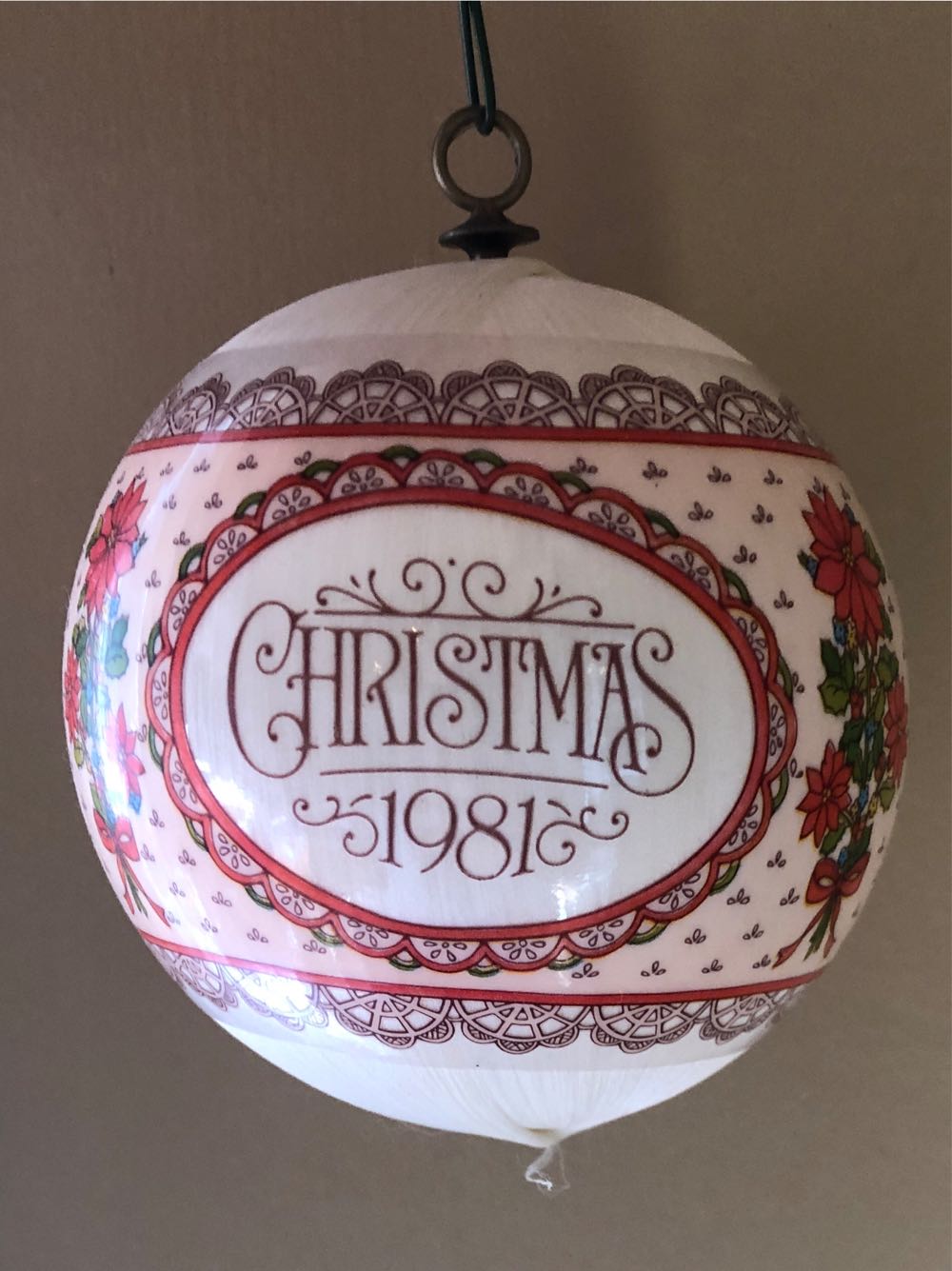 Grandmother Ball  (Family) ornament collectible - Main Image 2