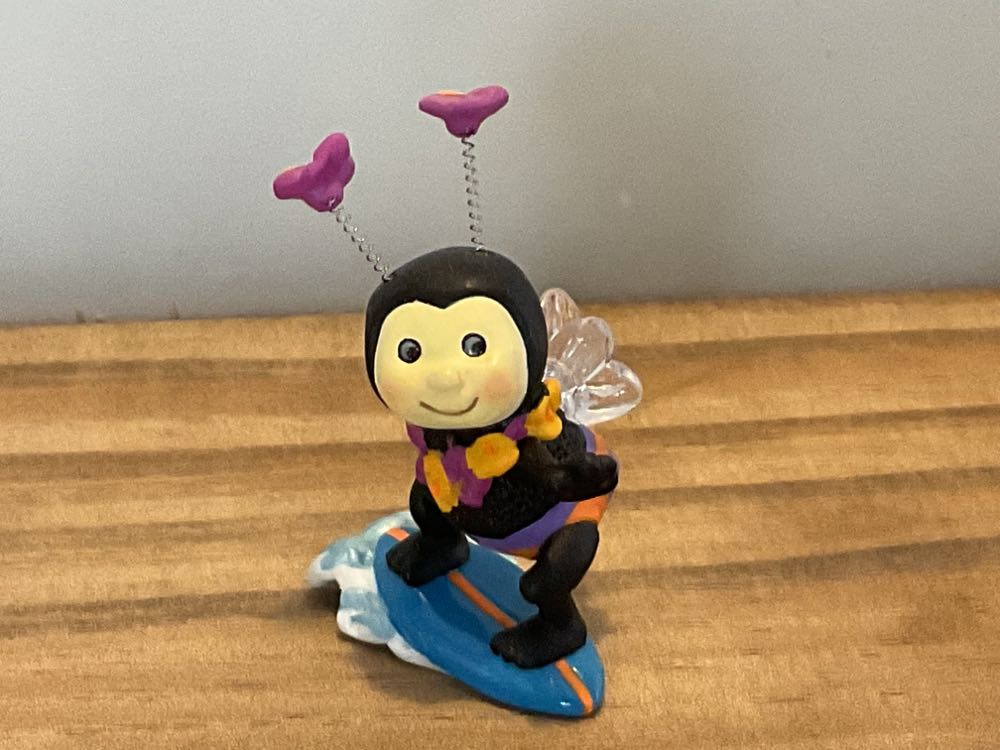 Hallmark Village Church Crown Reflections #qbg6057 Blown Glass Ornament