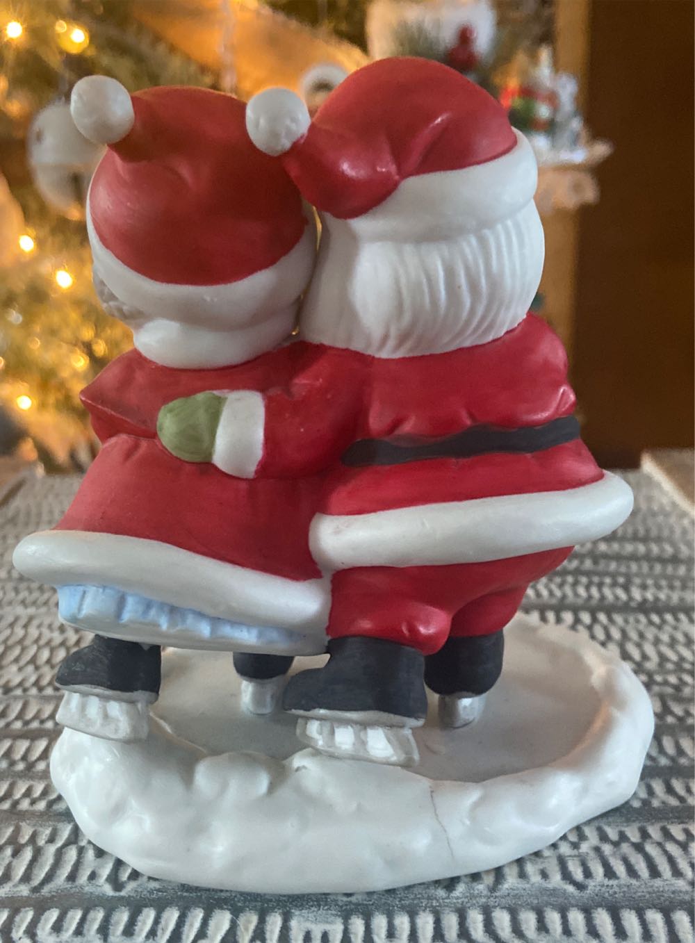 Christmas. Mr & Mrs Claus.  ornament collectible - Main Image 3