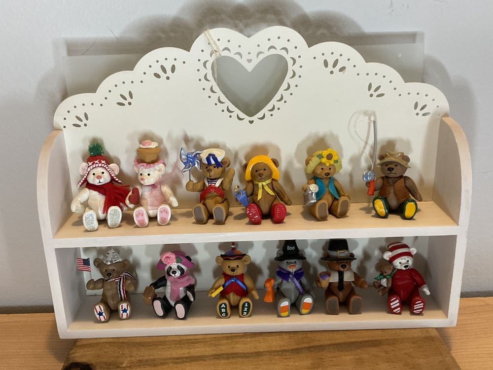 Itty Bitty Beats - Display - Itty Bitty Bears (Everyday) ornament collectible - Main Image 2