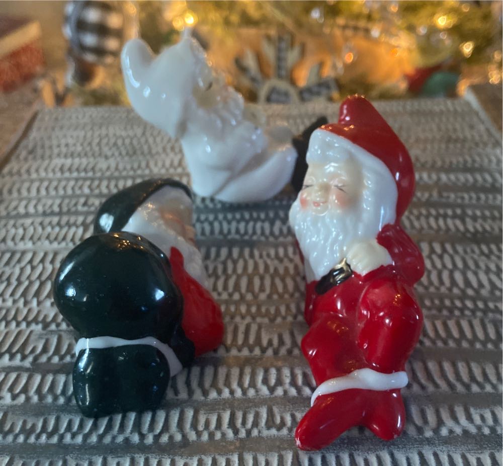 Christmas Vintage. Elves. Sleeping.  ornament collectible - Main Image 2