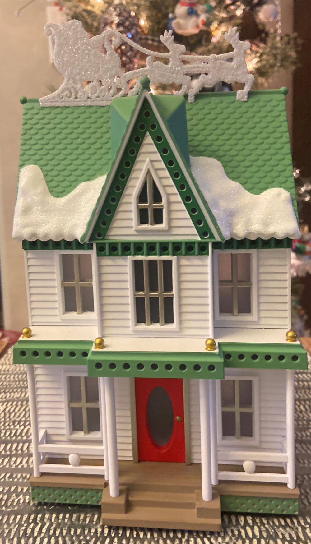 Hallmark Keepsake Sound-A-Light. 2020.  Festive Home. - Sound-A-Light (Festive Home) ornament collectible - Main Image 4