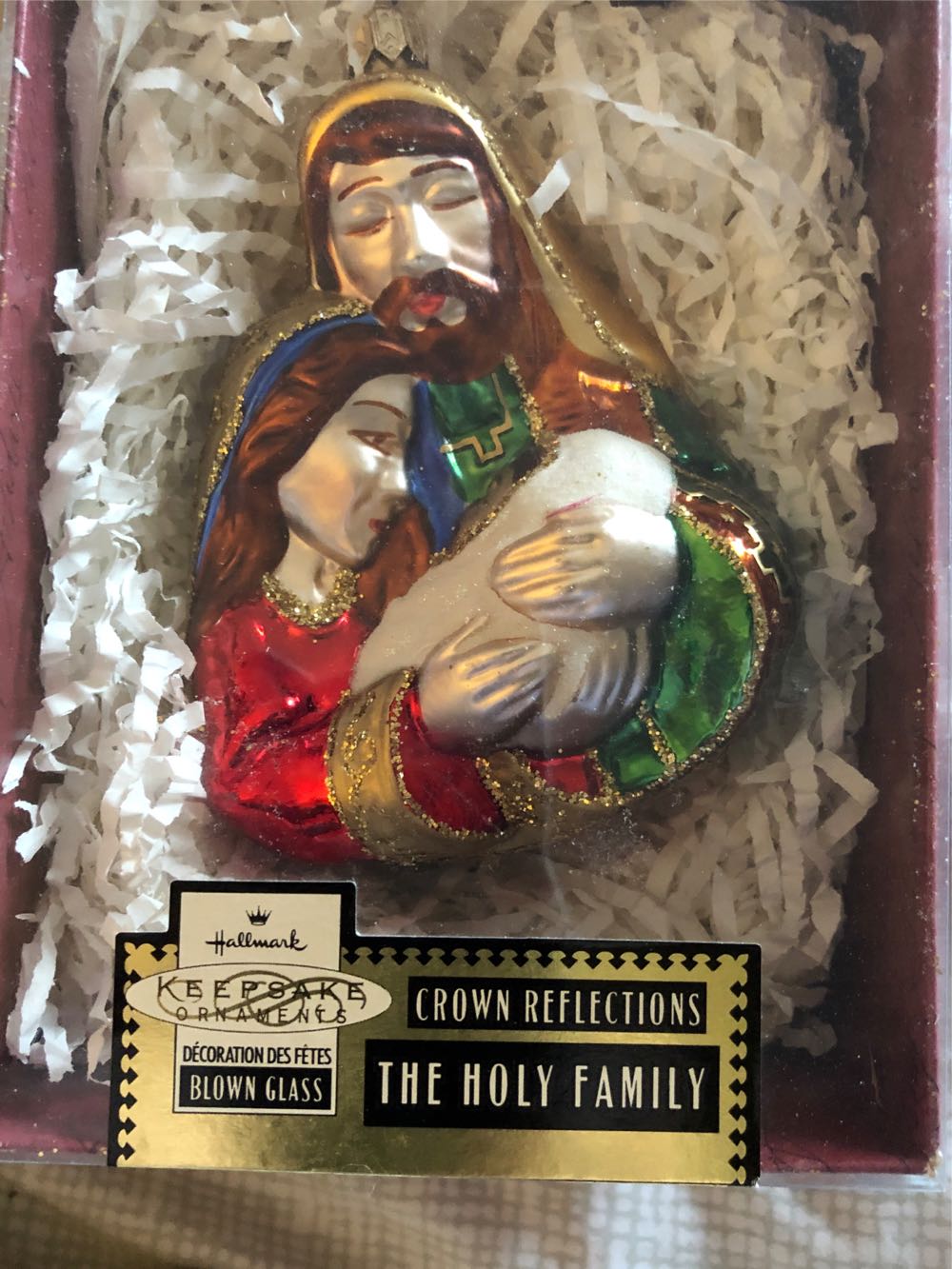 Hallmark Keepsake. Christmas. Blown Glass. 1999. The Holy Family. Designed By Tracy Larsen. - Blown Glass (The Holy Family: Gifts For A King) ornament collectible [Barcode 015012522570] - Main Image 2