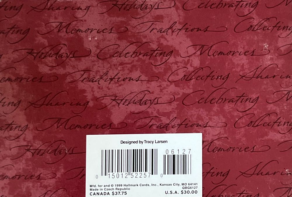 Hallmark Keepsake. Christmas. Blown Glass. 1999. The Holy Family. Designed By Tracy Larsen. - Blown Glass (The Holy Family: Gifts For A King) ornament collectible [Barcode 015012522570] - Main Image 3