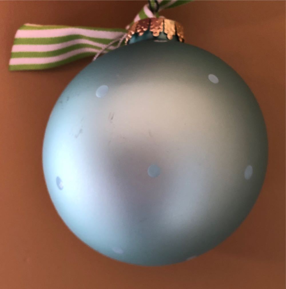 Baby’s First Christmas Giraffe  (Family) ornament collectible [Barcode 845499016022] - Main Image 3