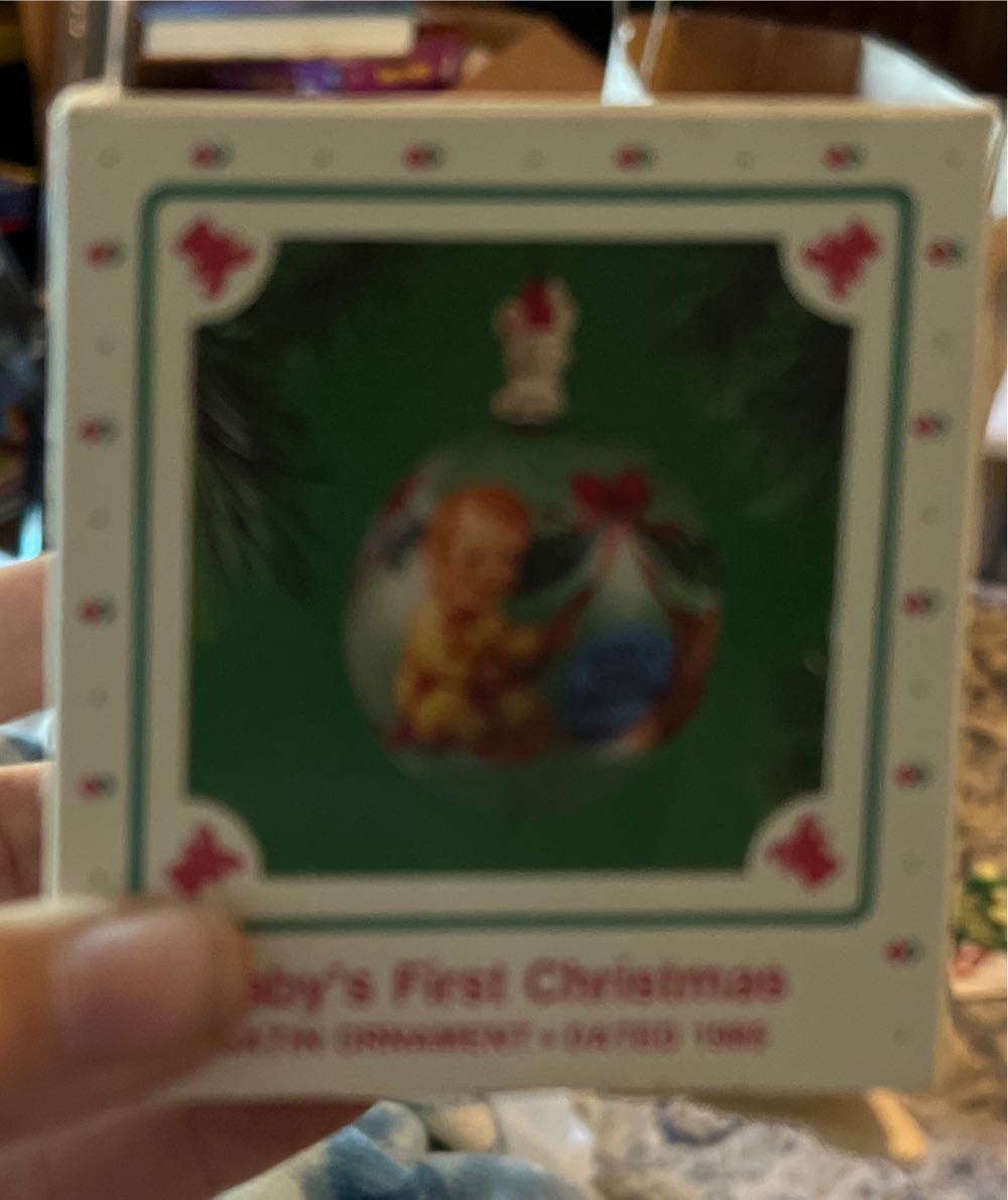 Making Memories #1: Trimming the Tree