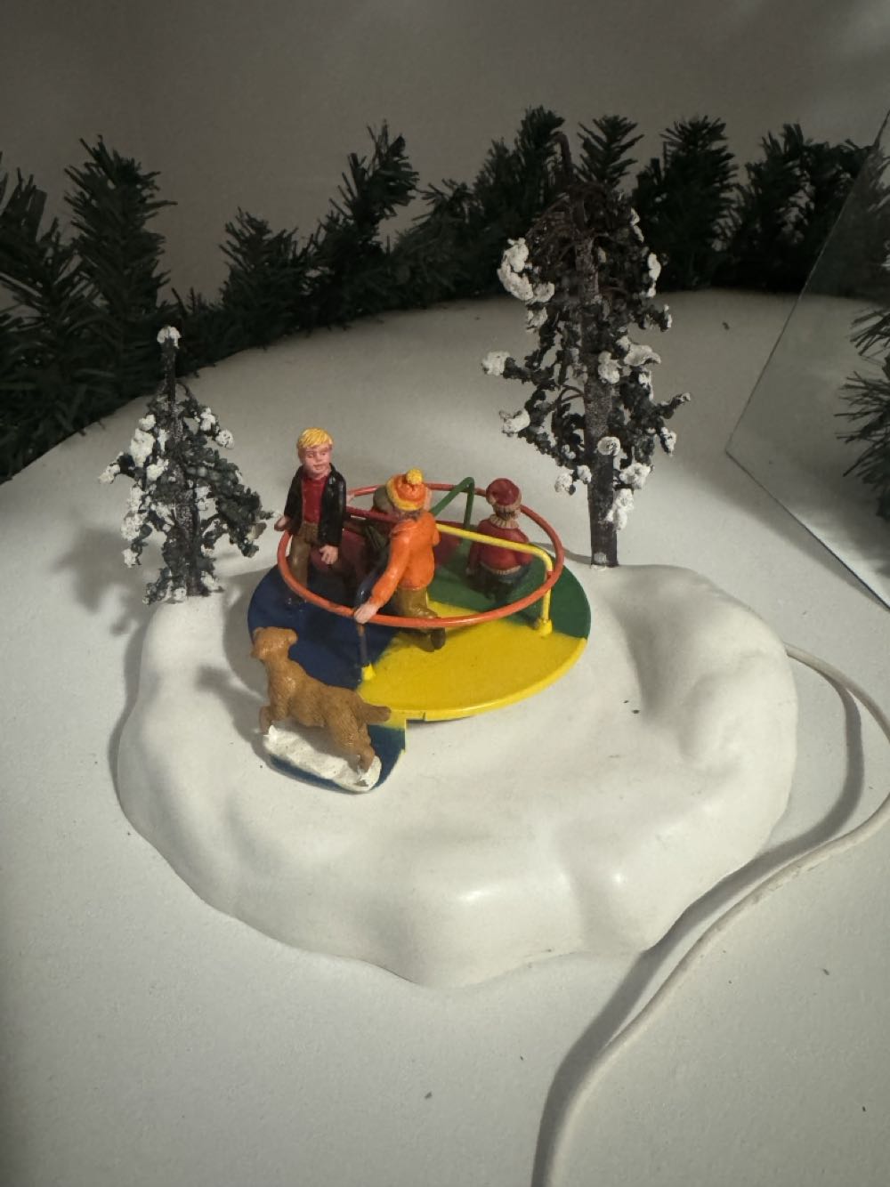 54326 Around We Go - Table Accent (General) ornament collectible [Barcode 728162543264] - Main Image 3