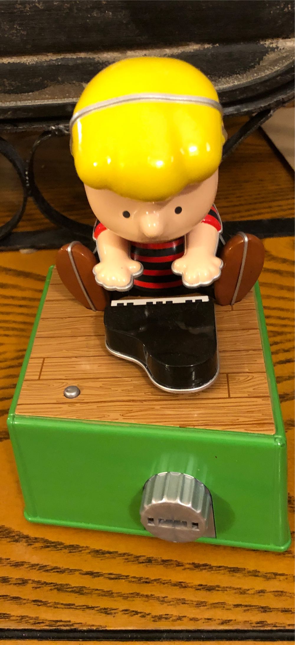 Swarovski Crystal Little Snowflake Ornament Rockefeller Center