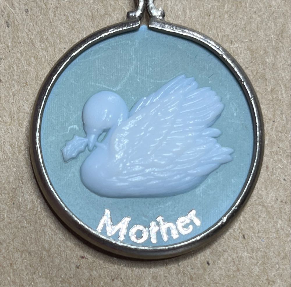 Mother Dated 1989  ornament collectible - Main Image 3