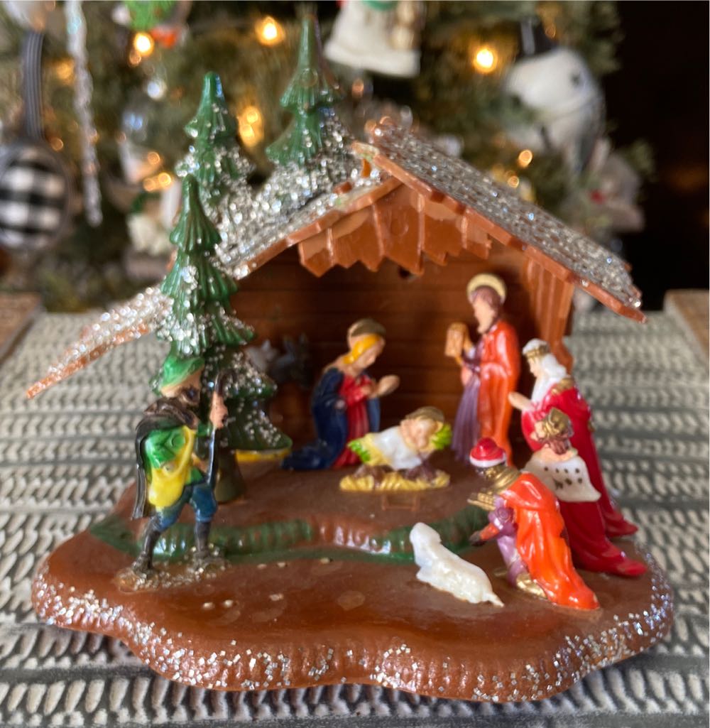 Christmas Nativity. Vintage. Plastic. Music Box.  ornament collectible [Barcode 078742087399] - Main Image 1