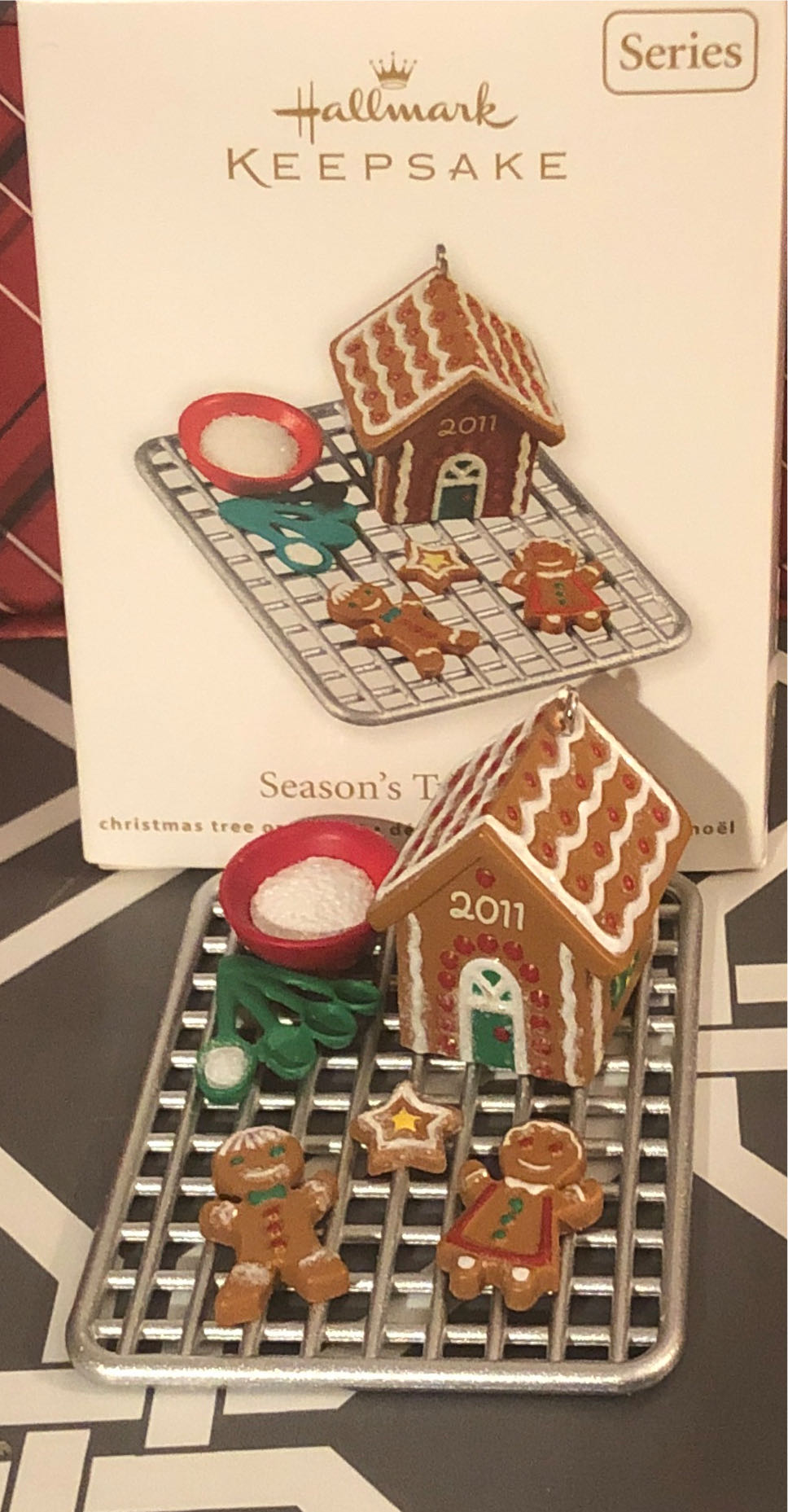 Season’s Treatings #3 Duplicate - Season’s Treatings (Duplicate) ornament collectible [Barcode 795902191887] - Main Image 4