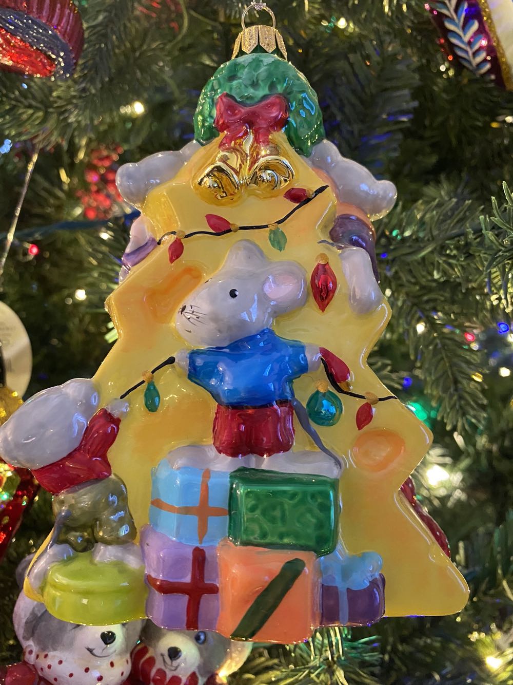 Take A Bite / Choinka Z Myszkami  ornament collectible - Main Image 3