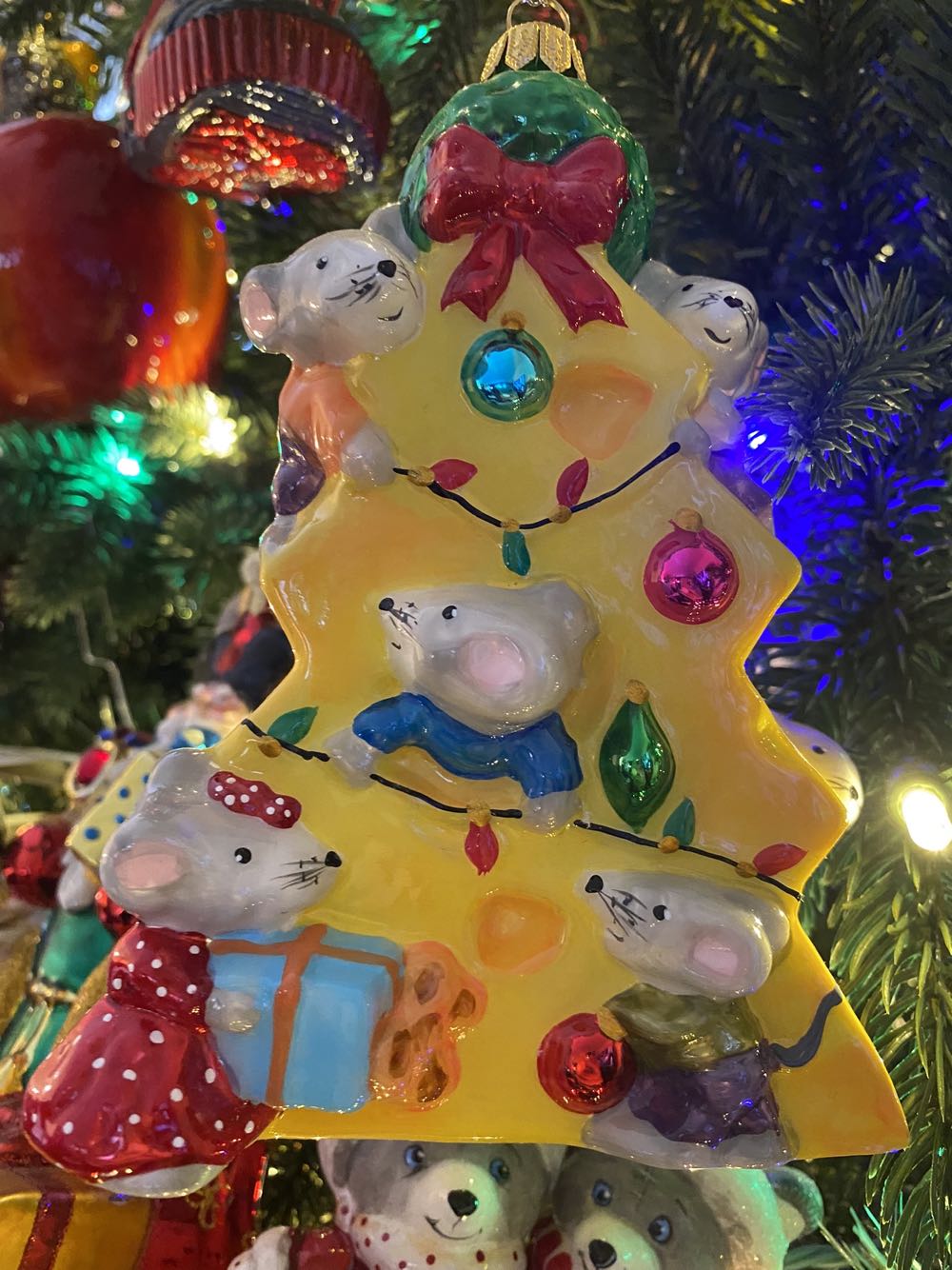 Take A Bite / Choinka Z Myszkami  ornament collectible - Main Image 4