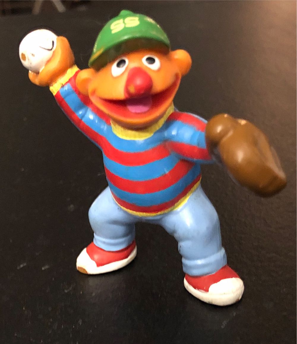 Ernie Baseball - Sports (Baseball) ornament collectible - Main Image 1
