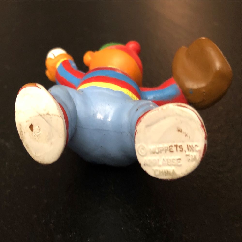 Ernie Baseball - Sports (Baseball) ornament collectible - Main Image 2