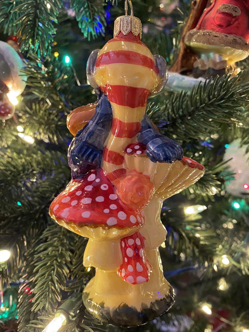 Mouse On Mushroom / Mysz Na Grzybach  ornament collectible - Main Image 2