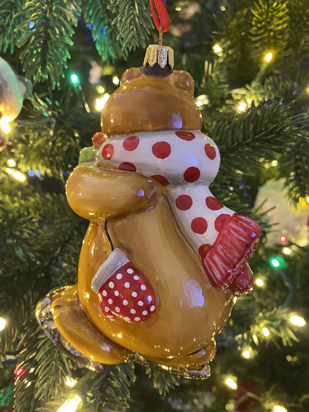 Bear On Skates (brown)/ Miś Na Łyżwach (brązowy) ornament collectible - Main Image 2