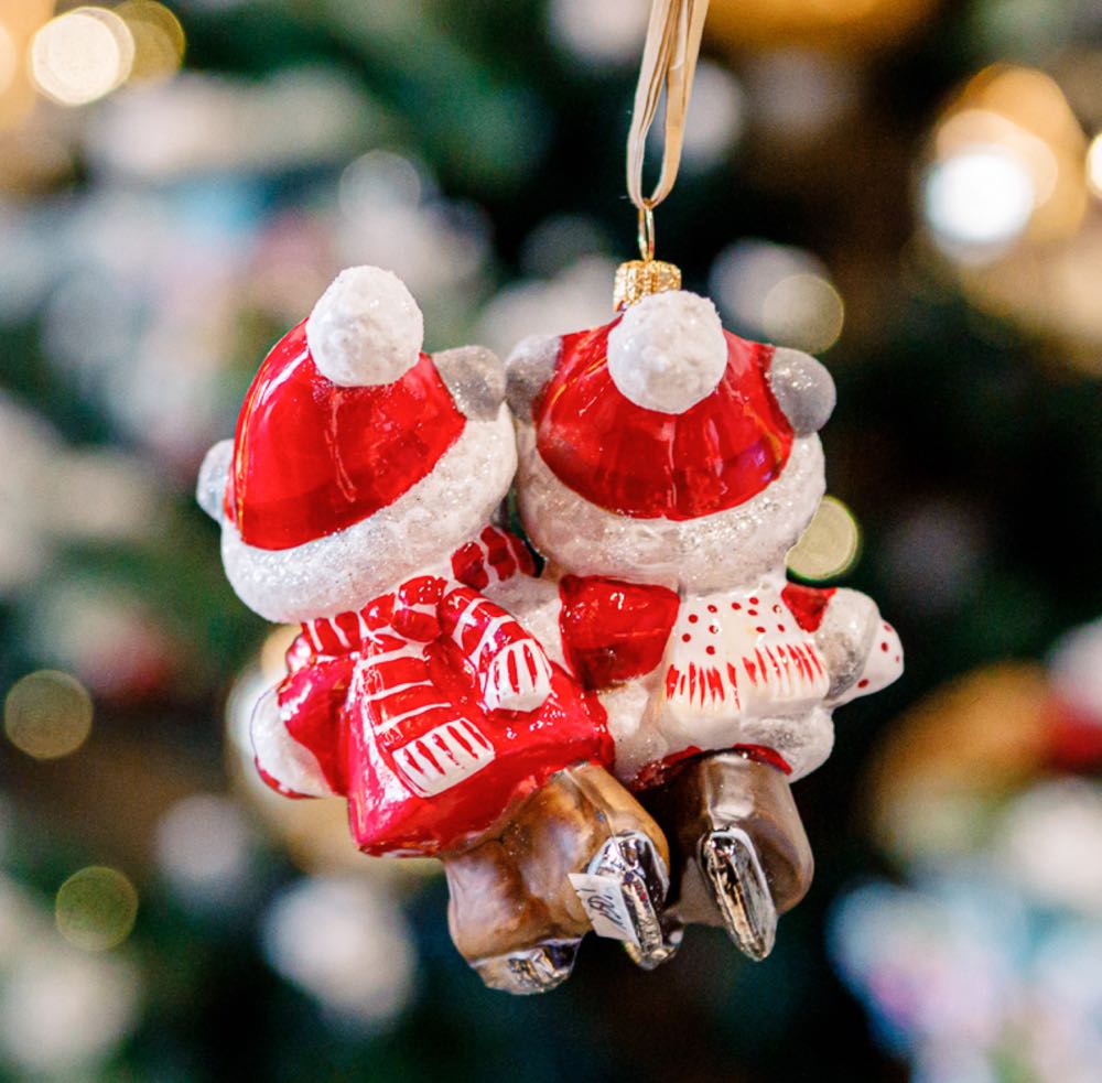 Twin Bears Skating / Bliźniaki Na Łyżwach W Czerwieni  ornament collectible - Main Image 4