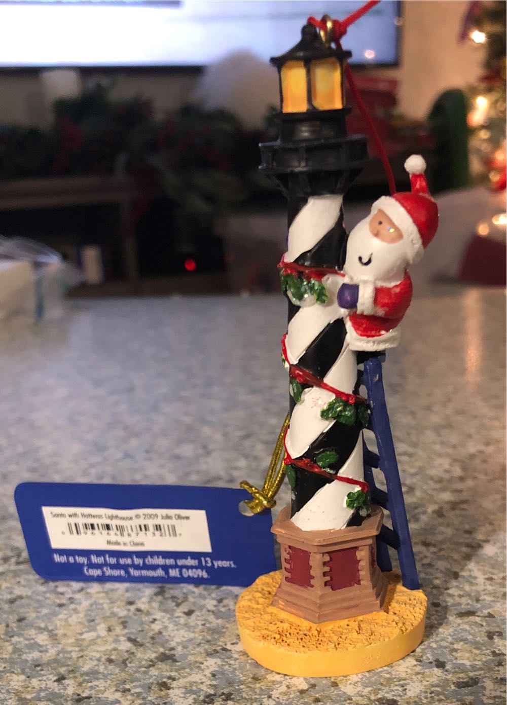Santa With Hatteras Lighthouse - Santa And Cape Hatteras (Lighthouse) ornament collectible [Barcode 096164871327] - Main Image 2