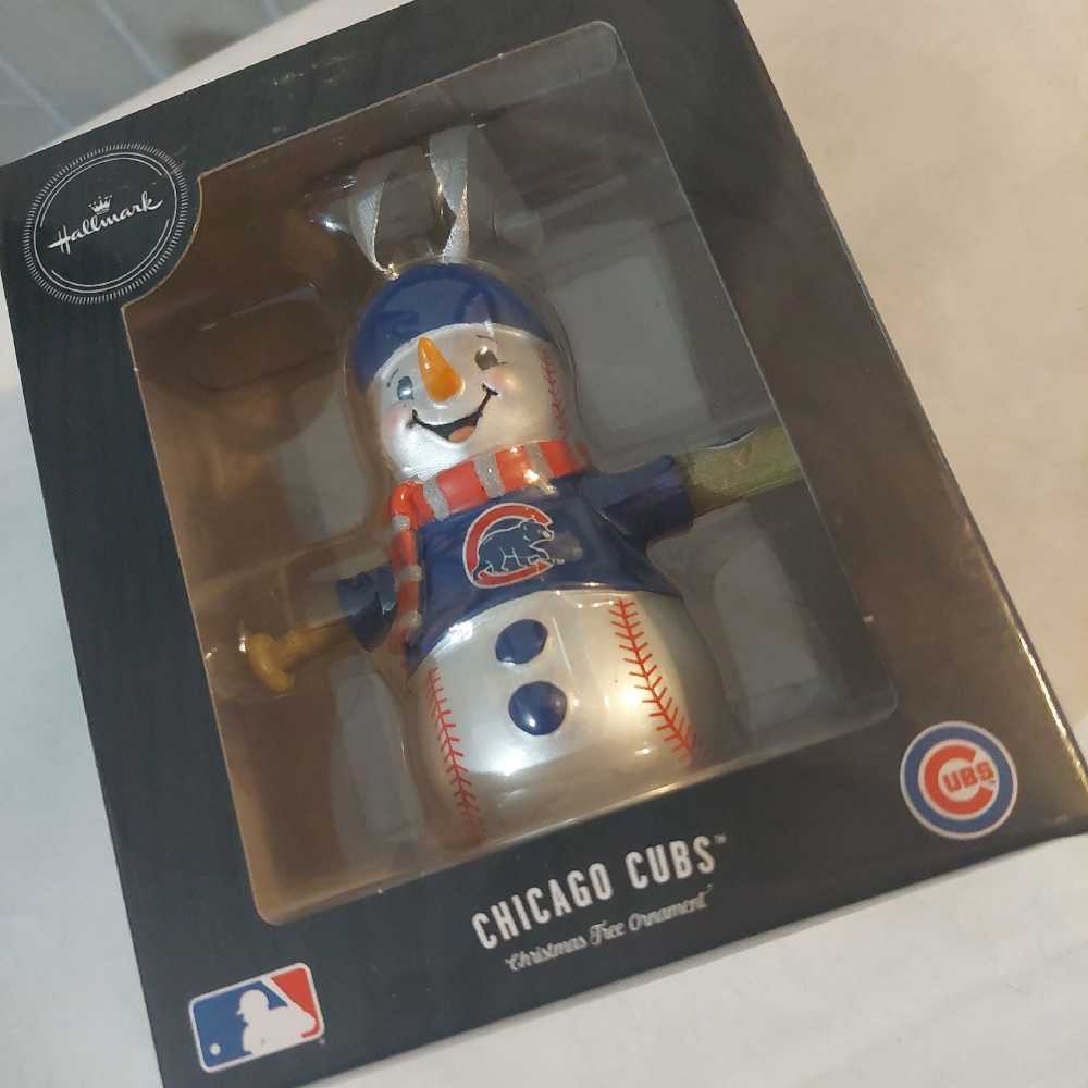 Chicago Cubs Snowman  ornament collectible [Barcode 763795529667] - Main Image 2