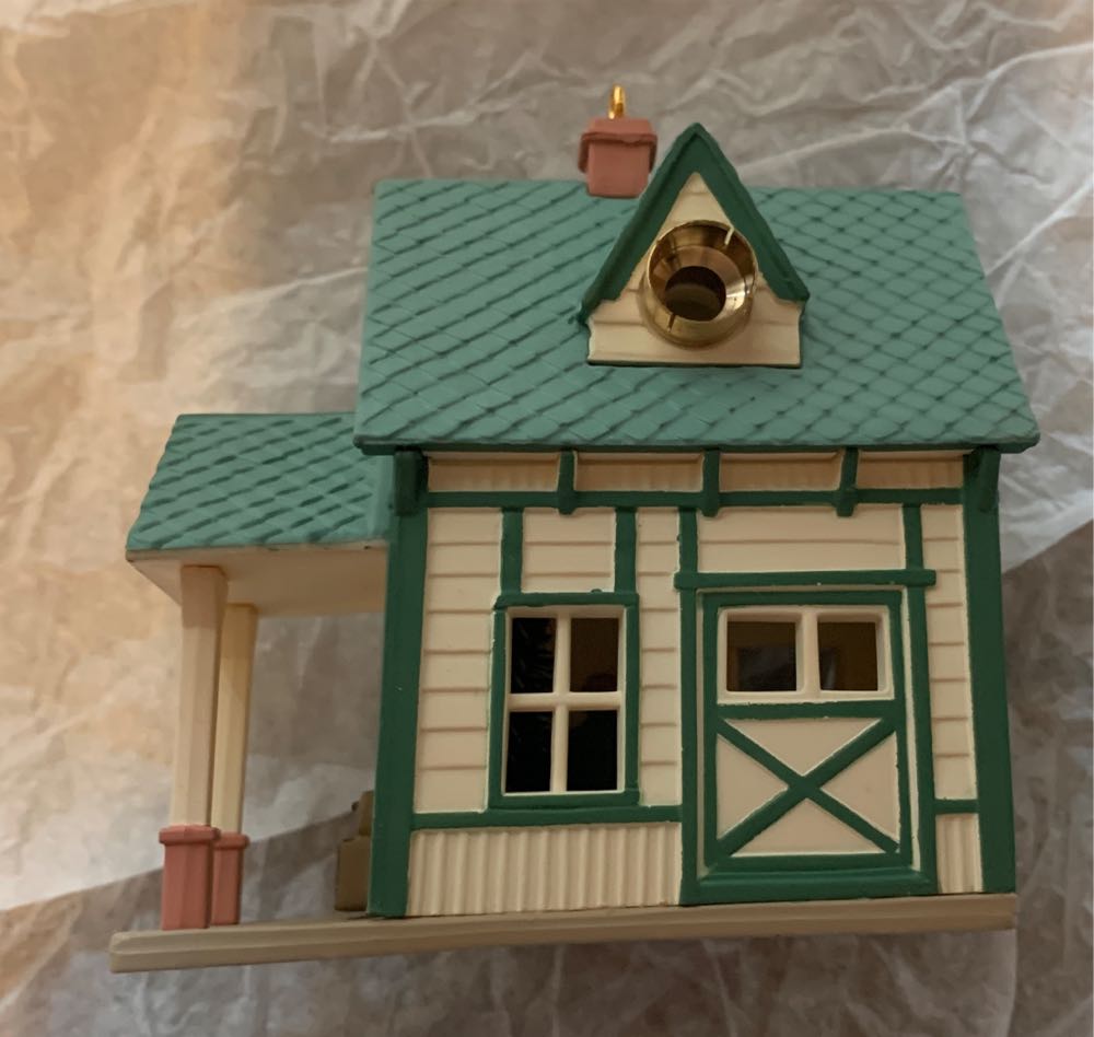 Merryville Train Station ornament collectible - Main Image 4