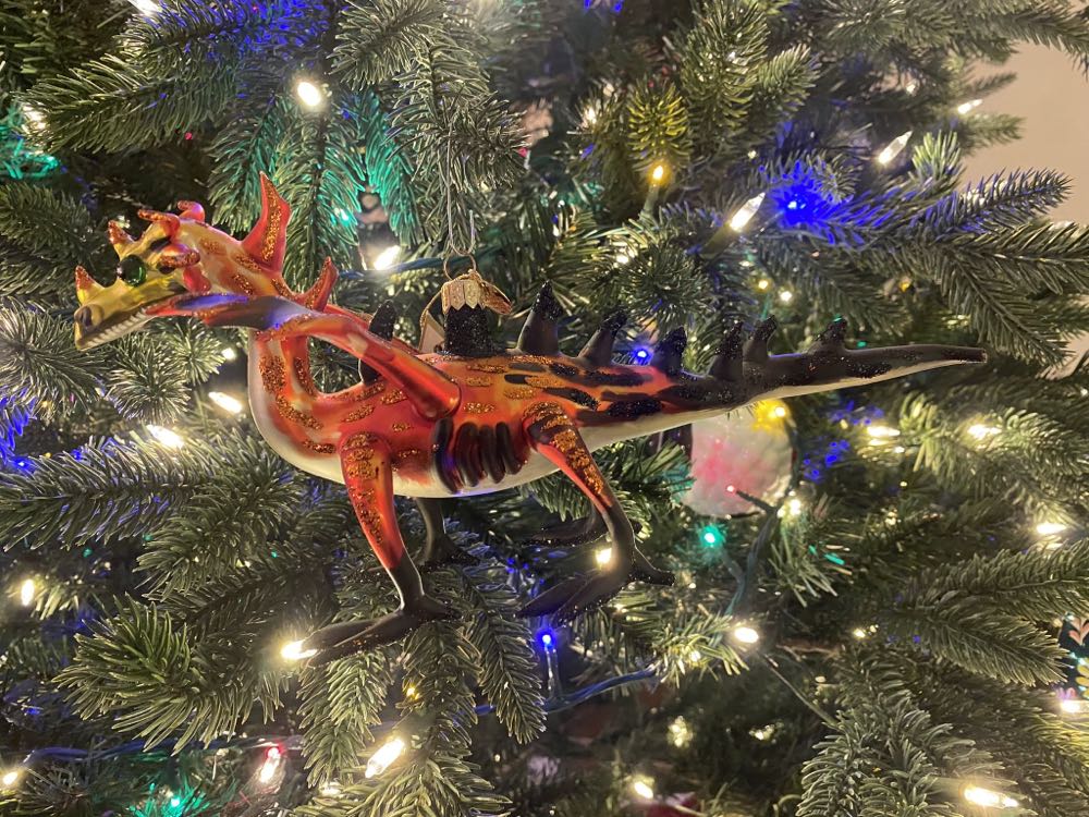 Giant Red Dragon  ornament collectible - Main Image 3