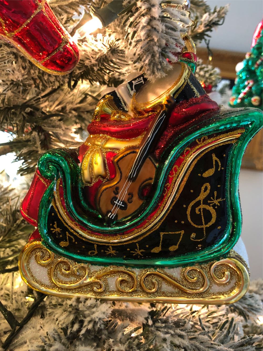 BEAR AND RABBIT WITH CARROT CAKE / Miś z Zającem i Choinka z Marchewek