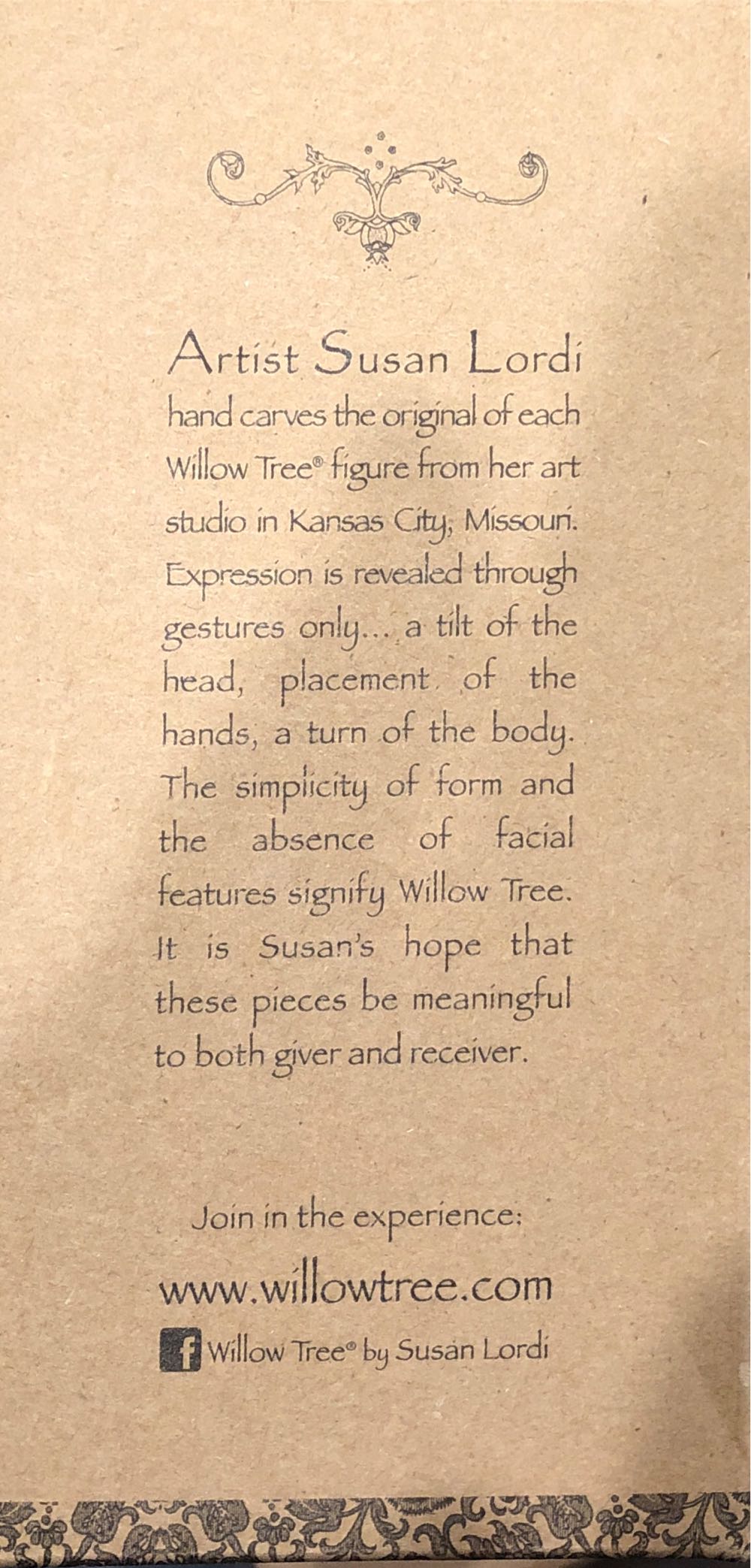 Sheltering Animals For The Holy Family - Willow Tree Susan Lordi (Nativity) ornament collectible [Barcode 638713219275] - Main Image 4