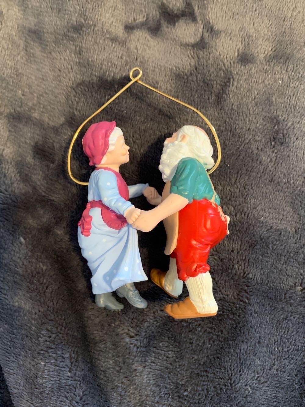 Mr And Mrs Claus 3 - Shall We Dance - Mr. And Mrs. Claus (Santa) ornament collectible - Main Image 4