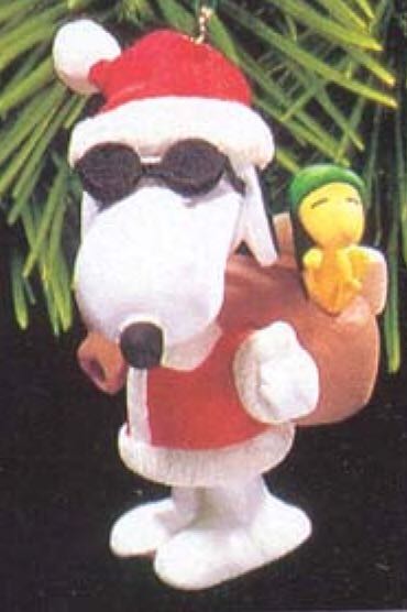 Peanuts - Spotlight On Snoopy - #1 - Joe Cool - Spotlight On Snoopy (Collectable Series) ornament collectible - Main Image 1